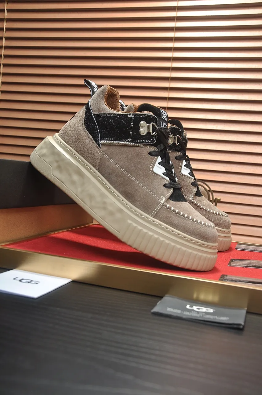 Men's shoes 💰640💶 [UGG] (full wool lining) top-end high-quality fur-in-one warm snow boots from Australia's warm luxury brand men's shoes, UGG-5877 official website synchronized, made of imported cowhide, carefully sewn...Imported rubber foam outsole (comfortable, soft, wear-resistant) The quality is really great...Exquisite workmanship, you can't put it down at first sight, available in sizes 39-44